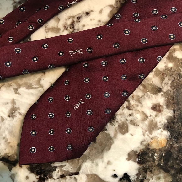 Yves Saint Laurent New York Paris - Burgundy With Navy White Repeat Dot Design - Picture 8 of 8